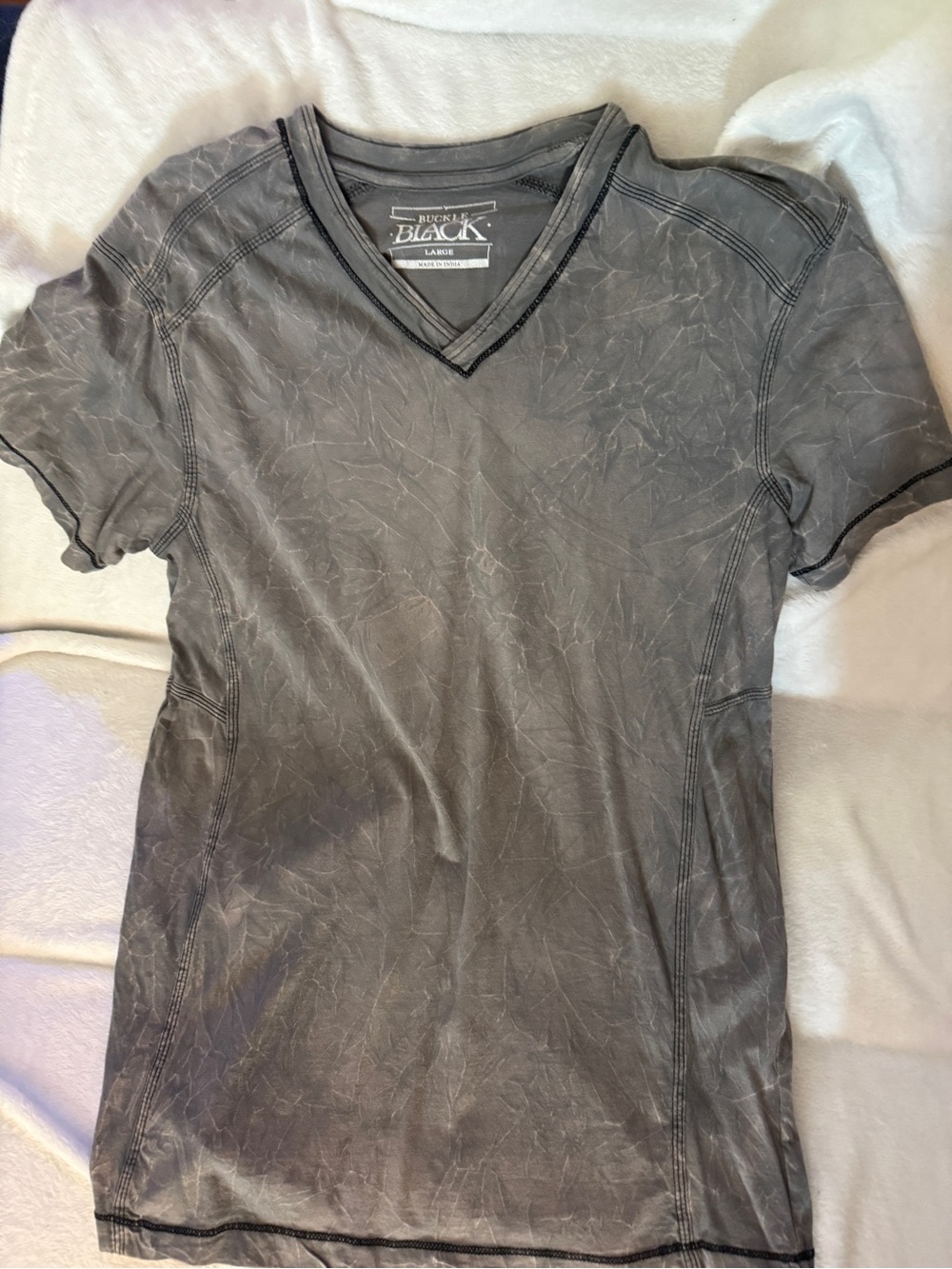 Men’s Buckle Black V Neck